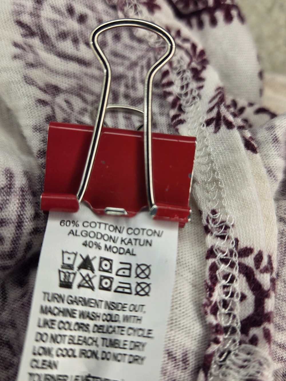Lucky Brand Women’s Cream Tee with Burgundy Mosaic Print Size Medium - Picture 8 of 9